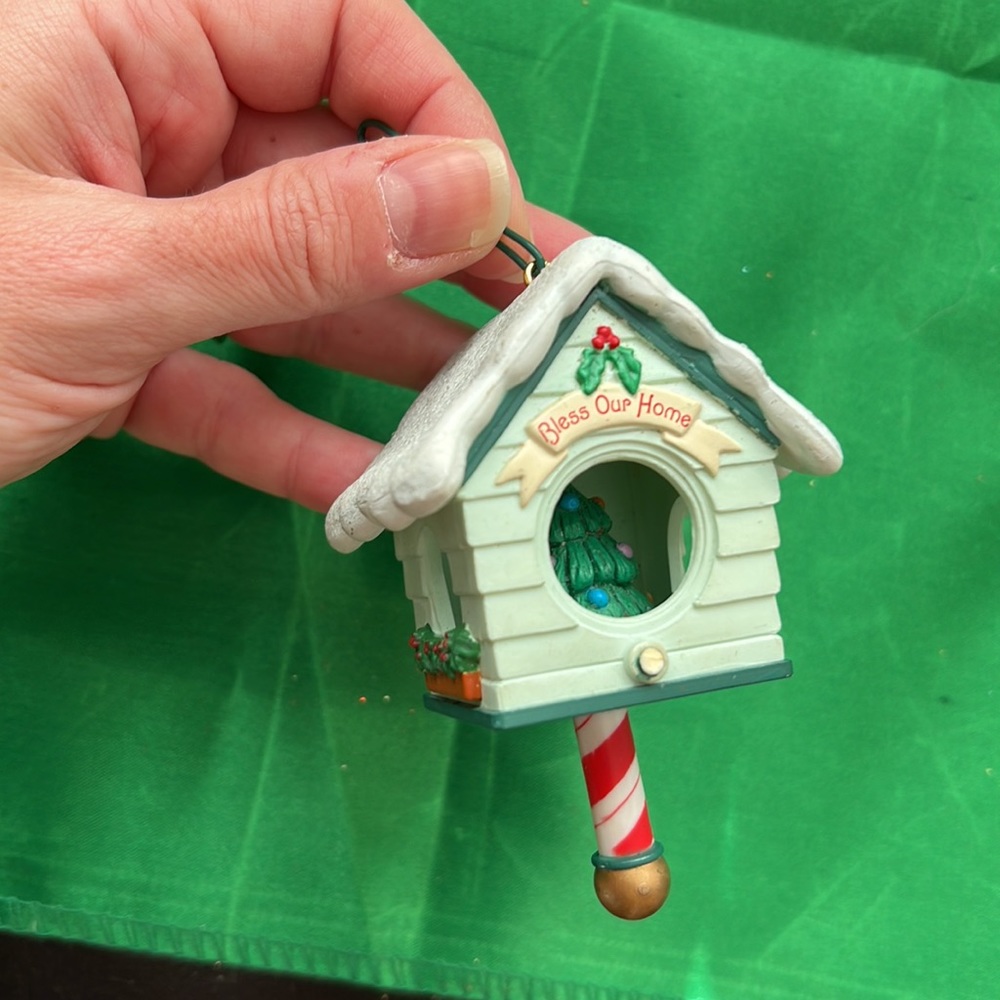 Vintage bless our home Christmas ornament 🎄🎄 - Picture 2 of 5